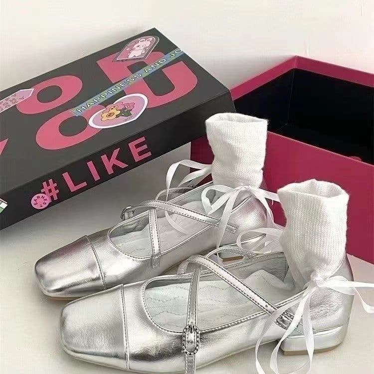 2024 Spring and Autumn New Retro Versatile Shallow Mouth Mary Jane Shoes French Little Fragrance Fairy Same Style Shoes for Women