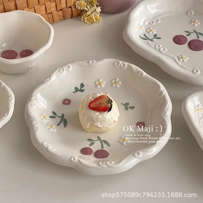 High-gloss underglaze color ceramic plate, creative cute tableware, ceramic dinner plate, home dessert breakfast plate