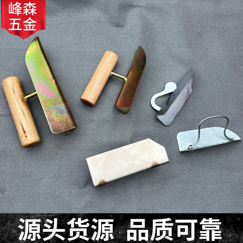 Wooden handle, iron handle, galvanized, various sizes of inside and outside corner pullers, edge trimming, seam pressing, puttying, wall corner plastering, inside and outside corner tools.