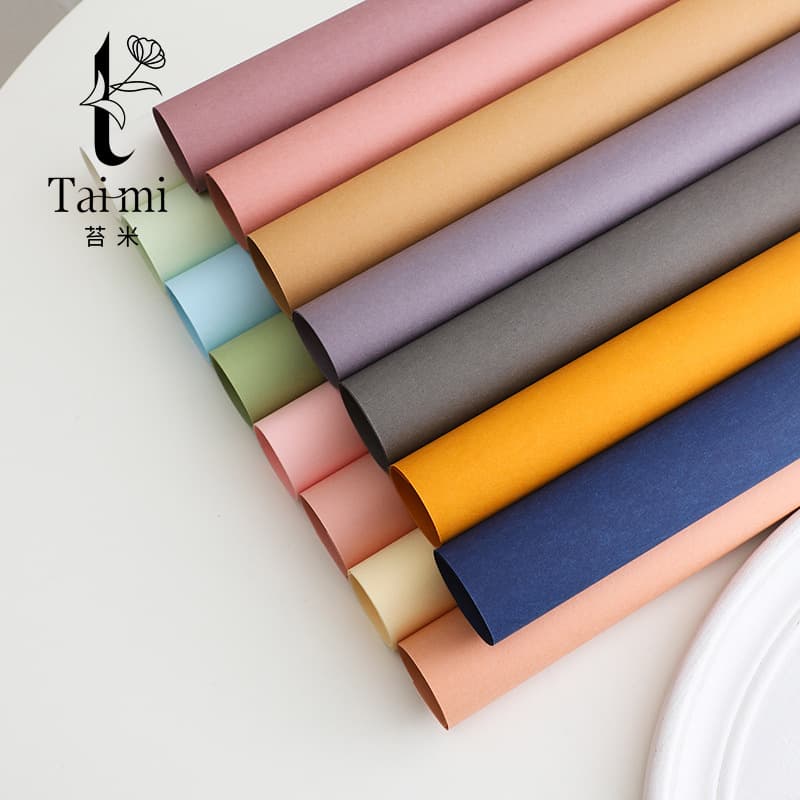 Solid Color Elegant Kraft Paper Waterproof Thickened Floral Wrapping Paper for Rose Bouquets and Flower Arrangement Materials