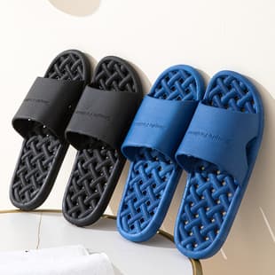 Factory Wholesale Bathroom Shower Slippers for Men Indoor Leak-Proof Anti-Slip Plastic Hotel Casual Slippers for Women Summer