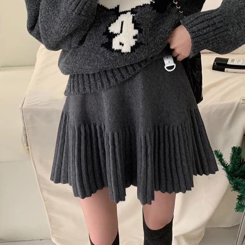 Maternity Knit Skirt Spring Autumn Fashion Slim Pleated A-line Short Skirt Simple Trendy Mom Fall Dress