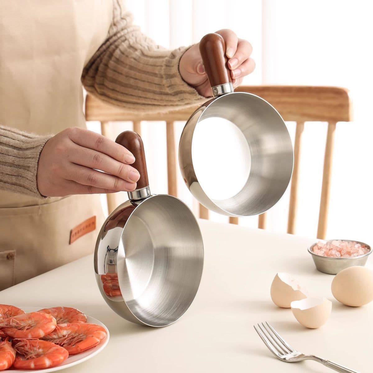 Japanese-style stainless steel oil-splashing pan, household kitchen hot oil pouring pan, egg frying pan, frying pan, mini milk pan