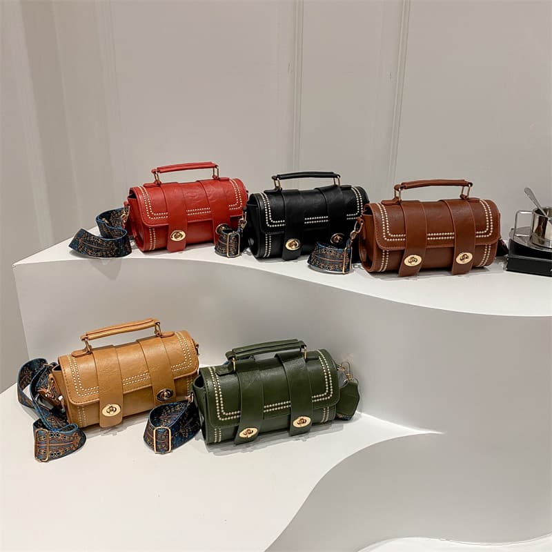 High-end retro fashion women's handbag 2025 new cross-border bag women's light luxury shoulder bag crossbody bag