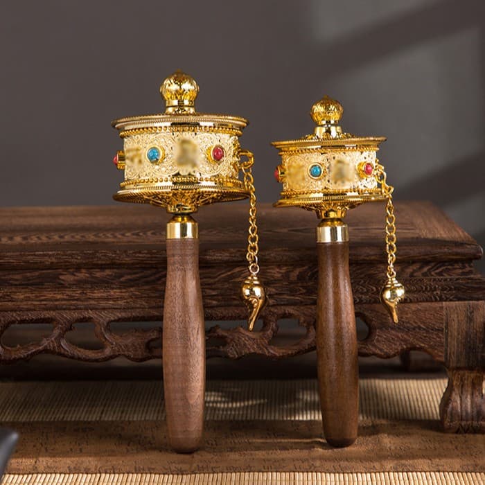 Small size 5 cm Tibetan travel souvenir hand-cranked gold wheel rotating gold cylinder large, medium and small sizes