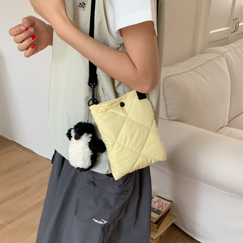 One-Shoulder Lightweight Crossbody Bag for Women 2025 New Trendy Niche Design Soft Portable Mobile Phone Bag Versatile Shoulder Bag