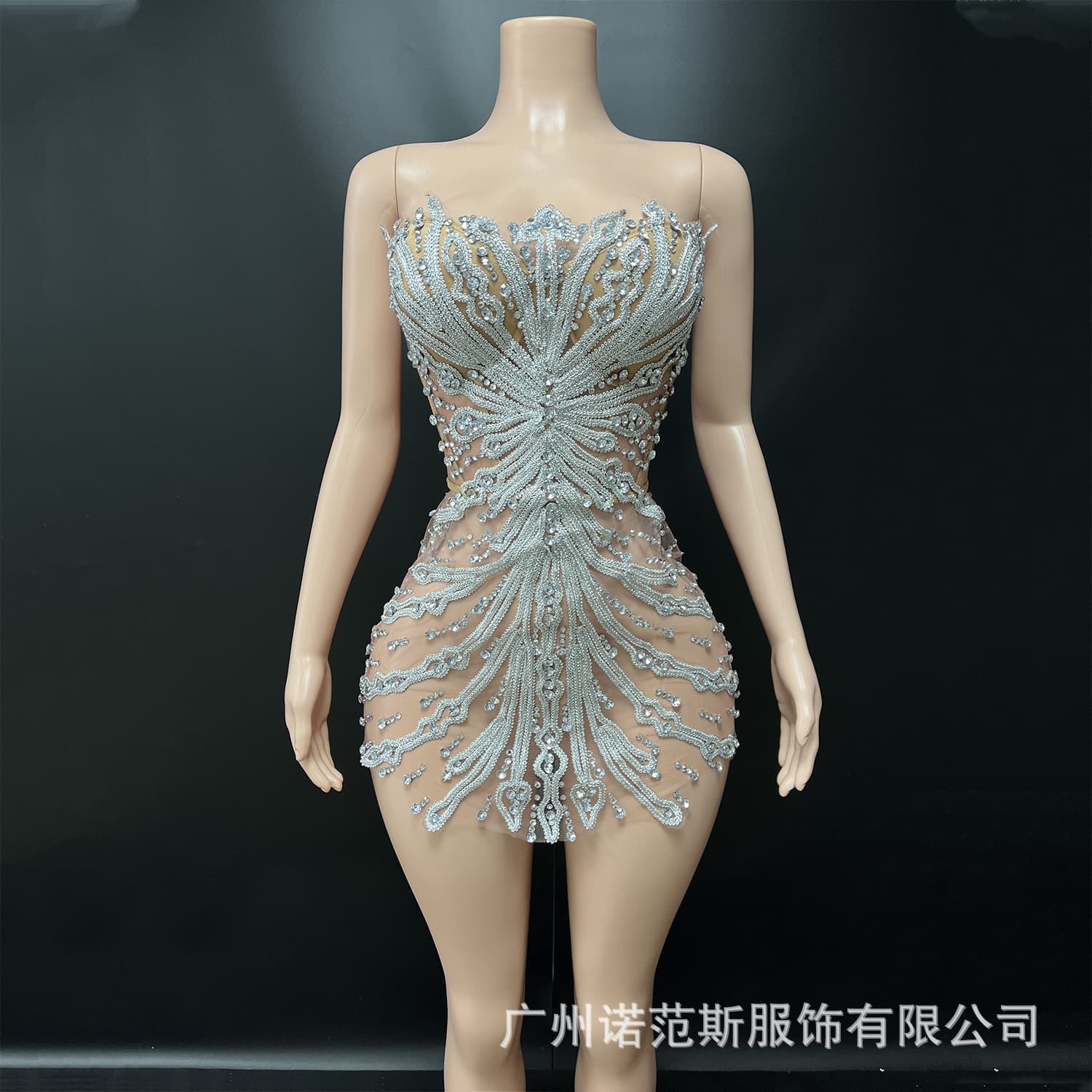 Court-style high-shouldered, waist-cinching, laser-sequined short dress; cosplay fashion show/electronic music festival singer performance costume.