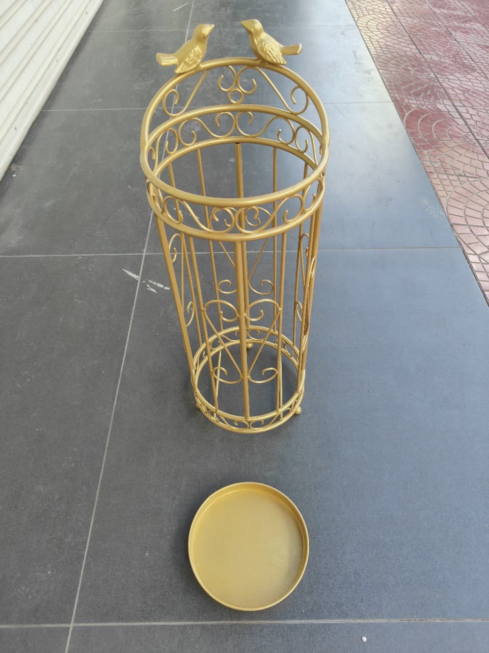 Daily necessities hotel supplies iron umbrella stand household umbrella stand bird golden bottom bucket