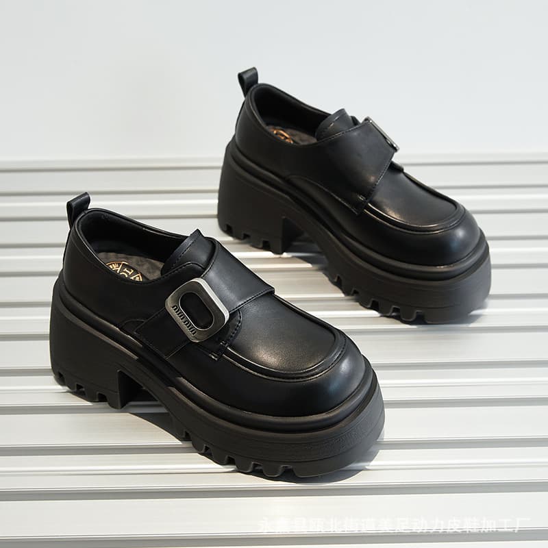 Beautiful foot power British style thick sole small leather shoes for women, 2024 new round toe versatile height-increasing loafers chunky heel flats