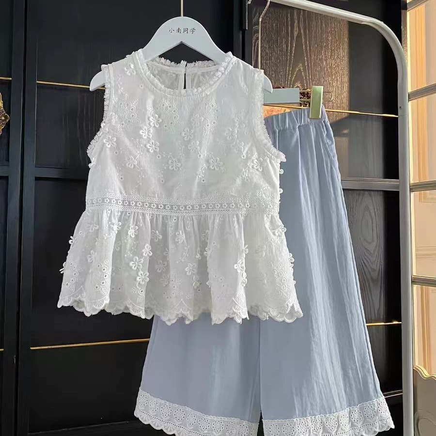 Girls Summer Vest and Pants Set 2026 New Style Children's Fashionable Medium and Large Kids Cropped Pants Trendy Two-Piece Set