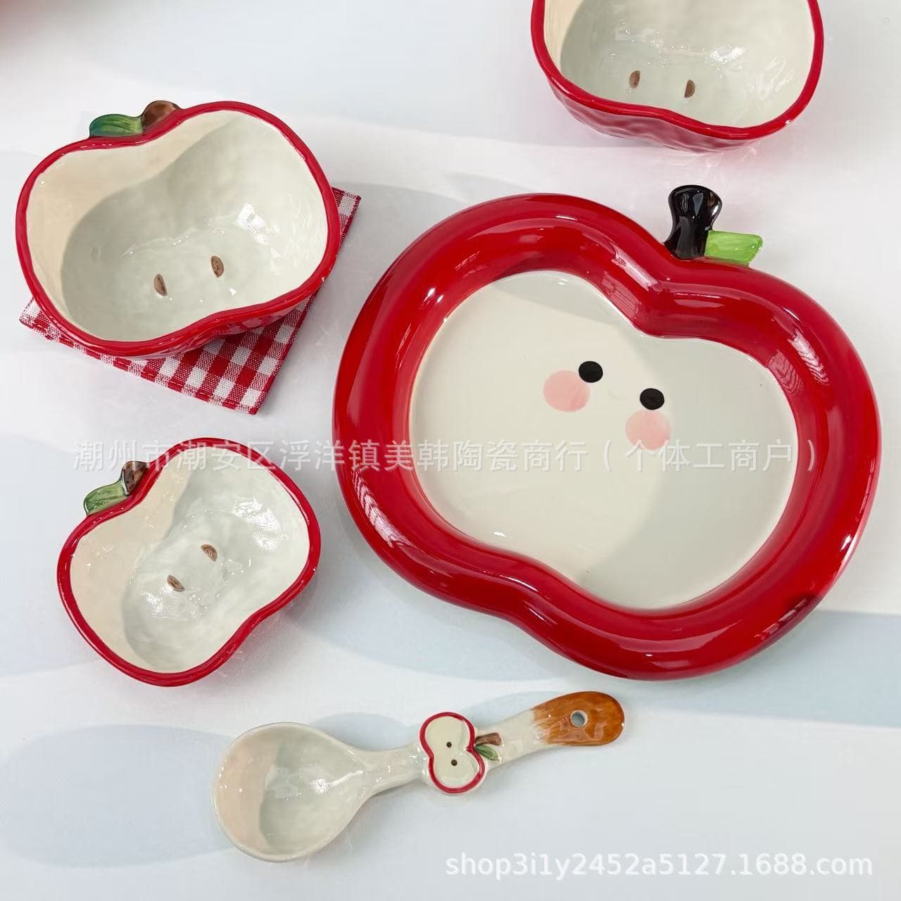 Cute Apple-Shaped Ceramic Dinner Plate Creative Rice Bowl Dish Plate Spoon Underglaze Color Ceramic Tableware Set
