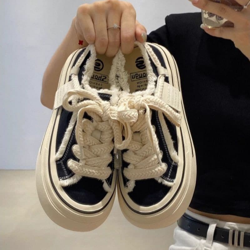 Casual Sports Women's Trendy Black Low-Top Chunky Round-Toe Platform Canvas Shoes with Raw Edges