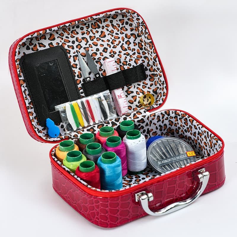 Needle and thread kit, wedding dowry set, multi-functional large portable needle and thread bag, high-end needle and thread box for home use.