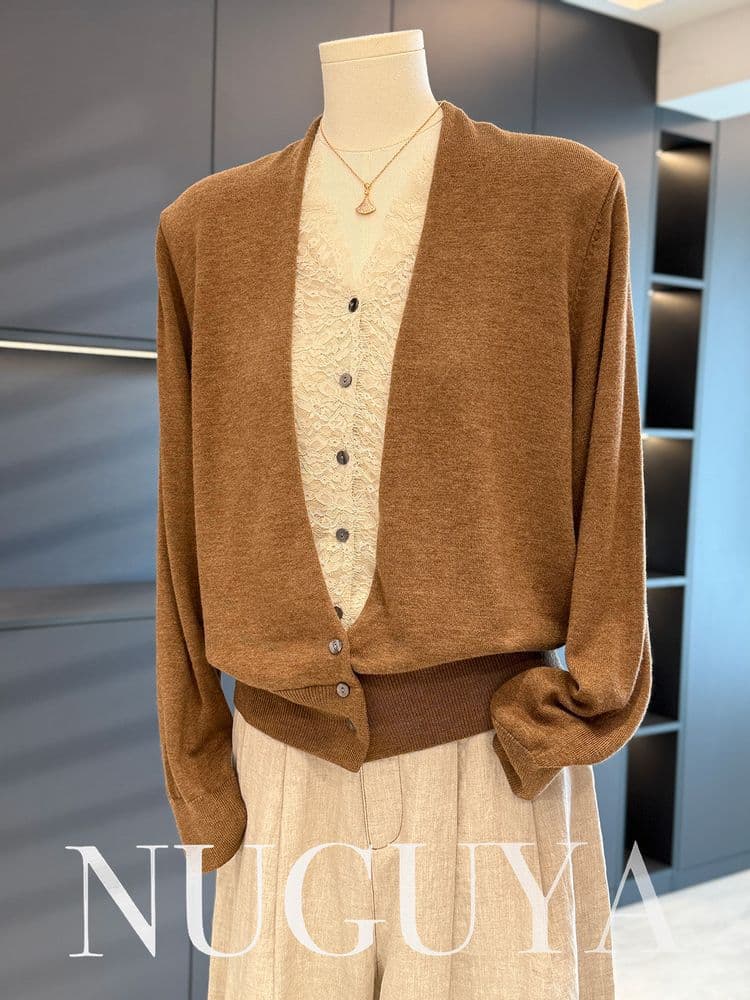 Fashionable and Chic Mother's Knitwear Women's Two-Piece Set New Spring/Autumn Top Youthful Elegant Middle-Aged Base Layer