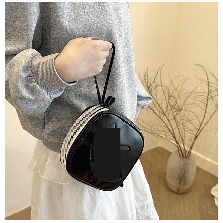 Travel new style high-looking small square bag for women large capacity European and American fashion crossbody bag simple and versatile women's shoulder bag