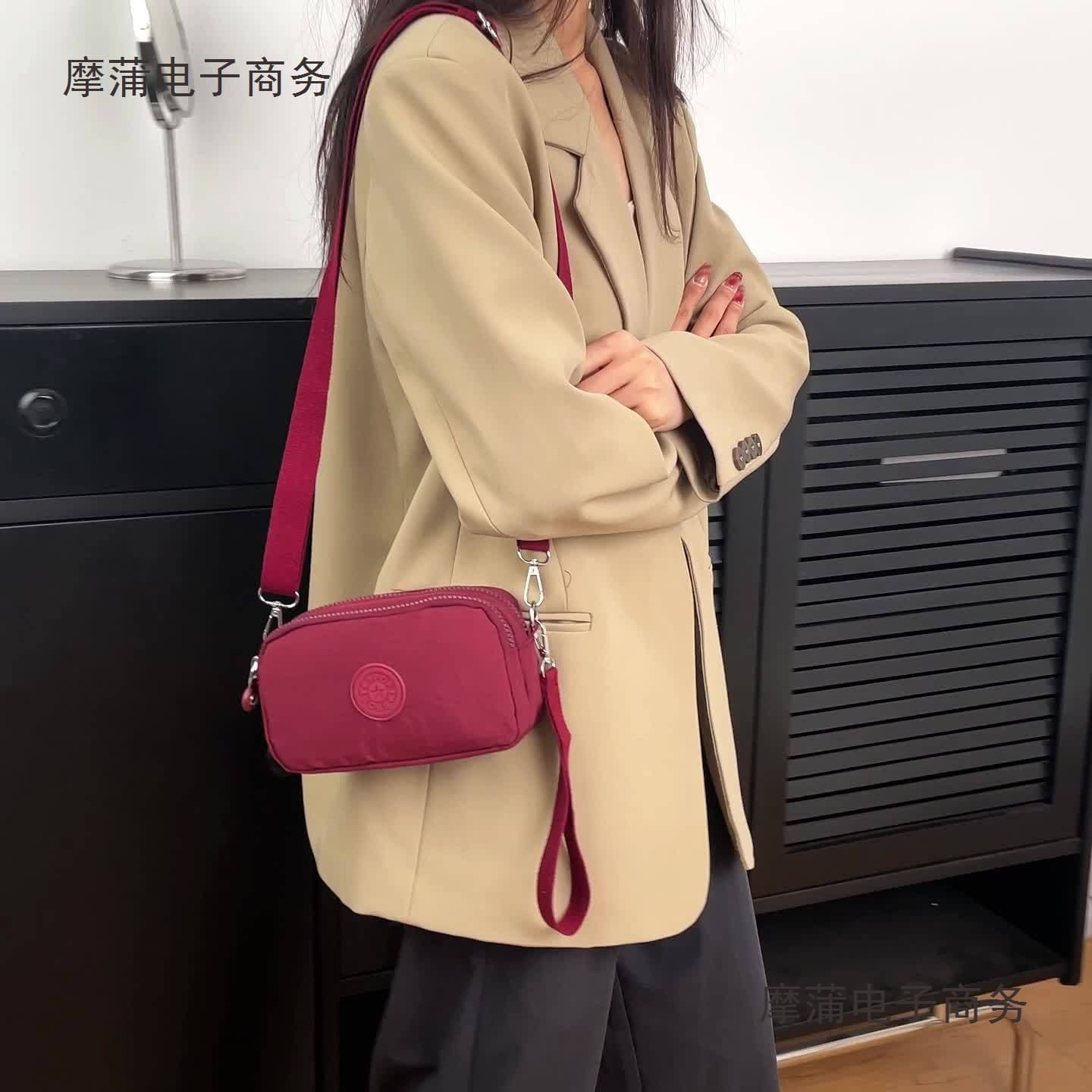 New Small Square Canvas Casual Phone Bag, Waterproof Oxford Cloth, Thickened Hardware Zipper, Versatile Korean Style