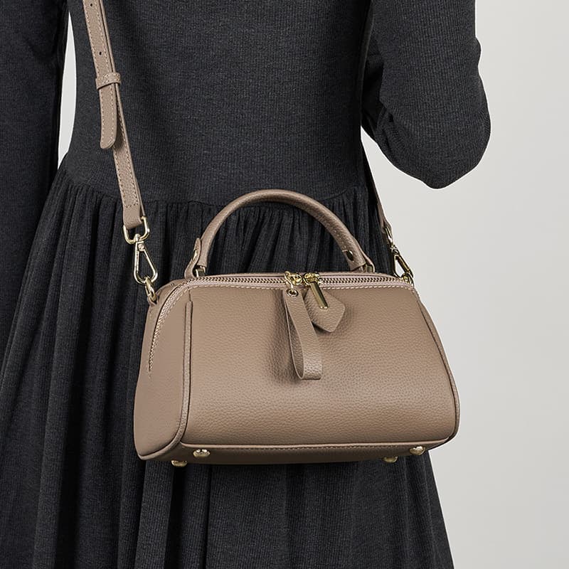Genuine Leather Women's Bag 2026 New Retro Classic Boston Handbag Cowhide Crossbody Shoulder Bag
