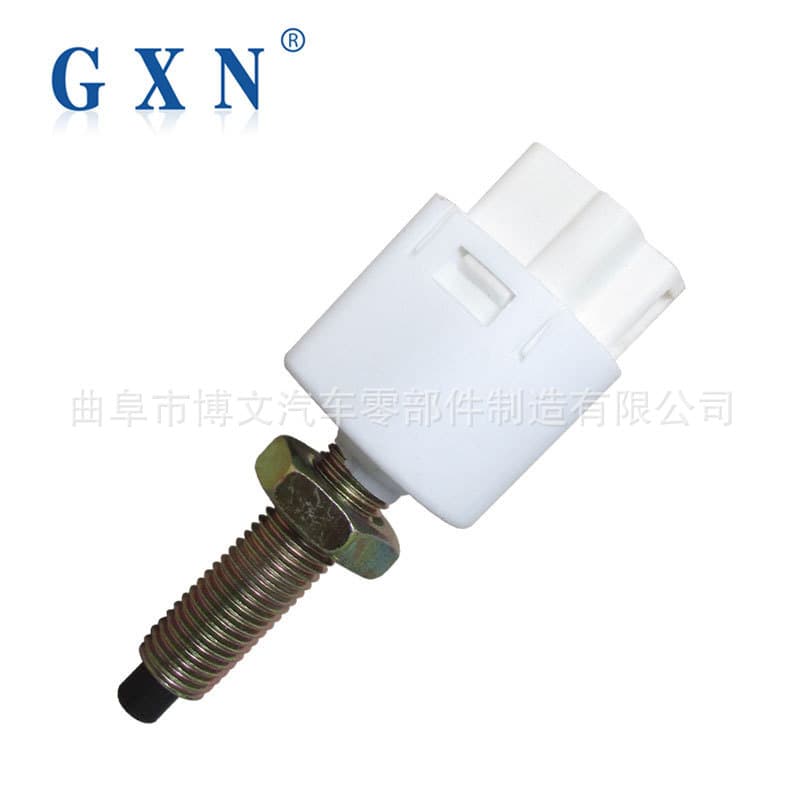 Source factory in stock supply suitable for BYD F3, Changan Yuexiang brake light switch F33504030