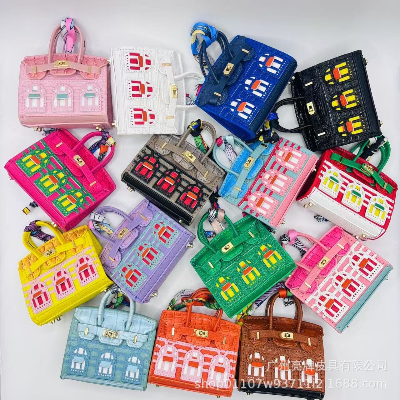 Classic mini house-shaped bag accessory, key and lipstick case, live stream blind box matching game
