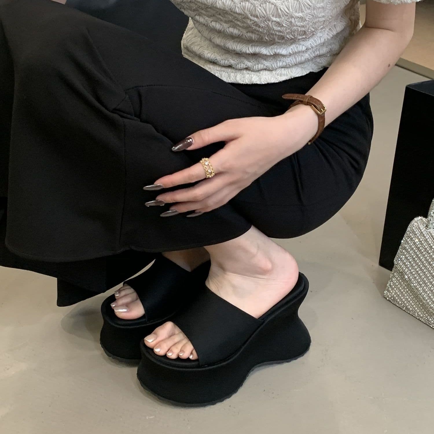 11cm High-Heeled Wedge Sandals for Petite Women, Height-Increasing Slippers with Waterproof Platform, Thick Soft Sole, Open-Toe Women's Shoes