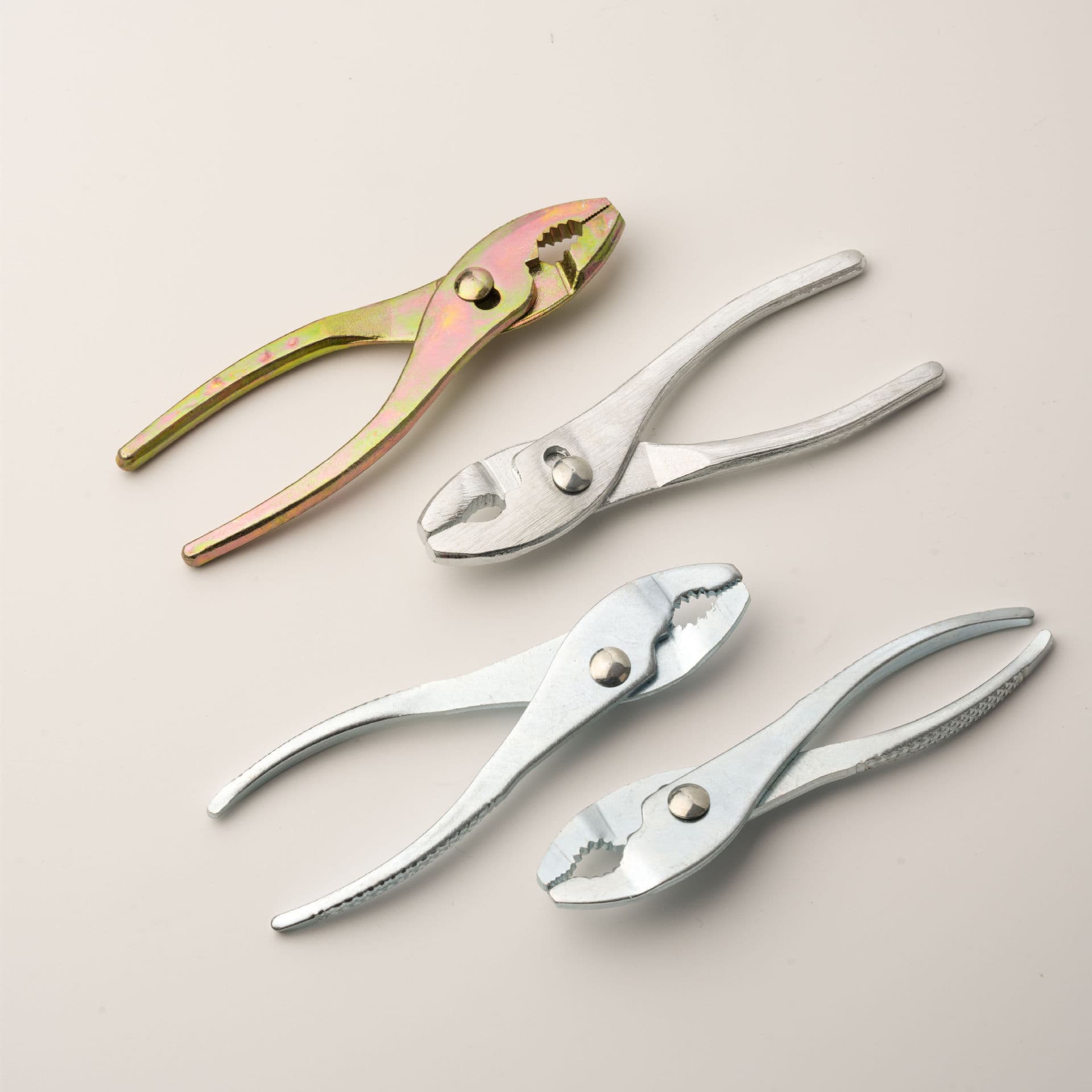 Factory wholesale carp pliers, fish tail pliers, fish mouth pliers, clamps, large mouth pliers, multi-functional quick screw tightening wrenches tools