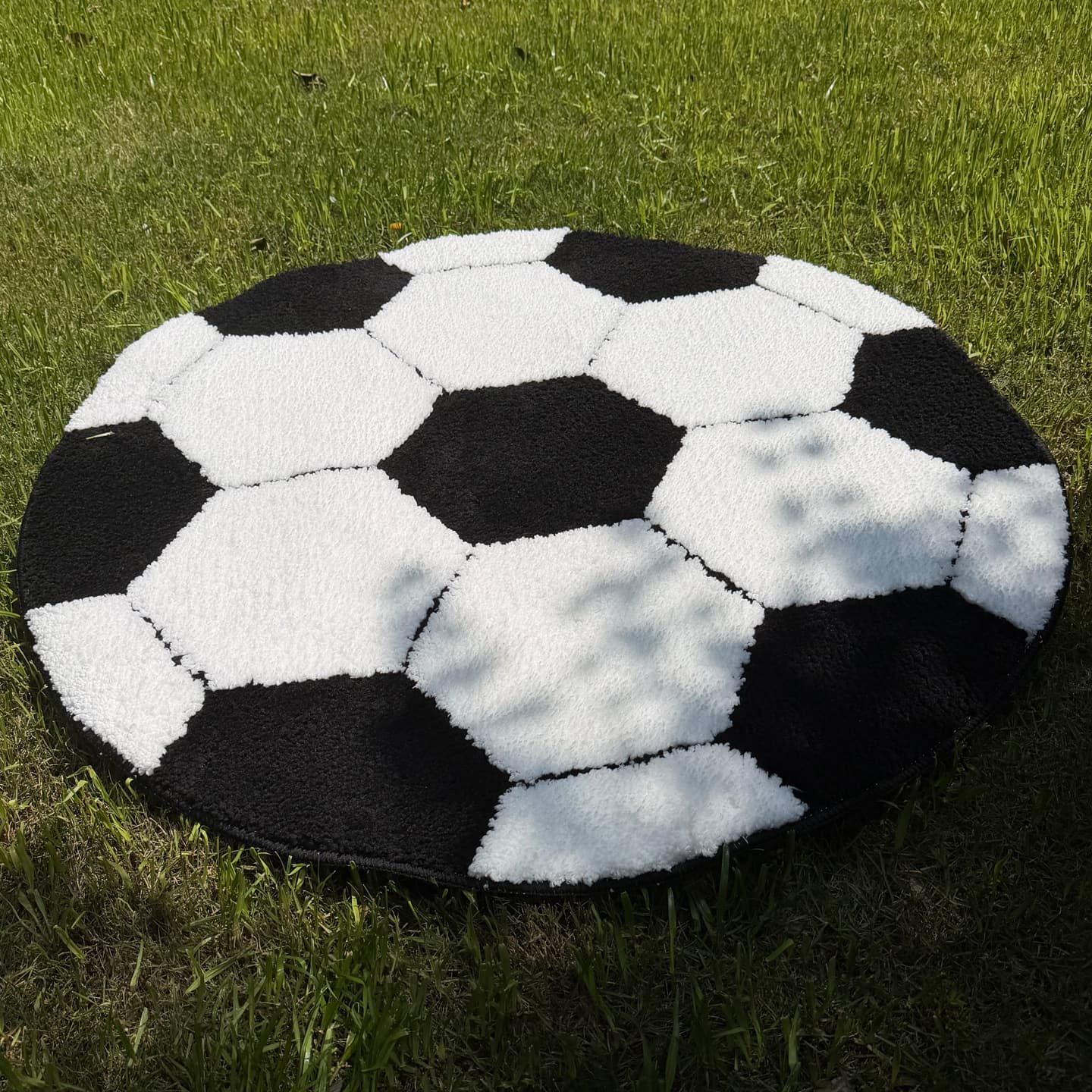Cross-border 2026 World Cup round football carpet thickened flocking floor mat non-slip water-absorbent home decorative foot mat