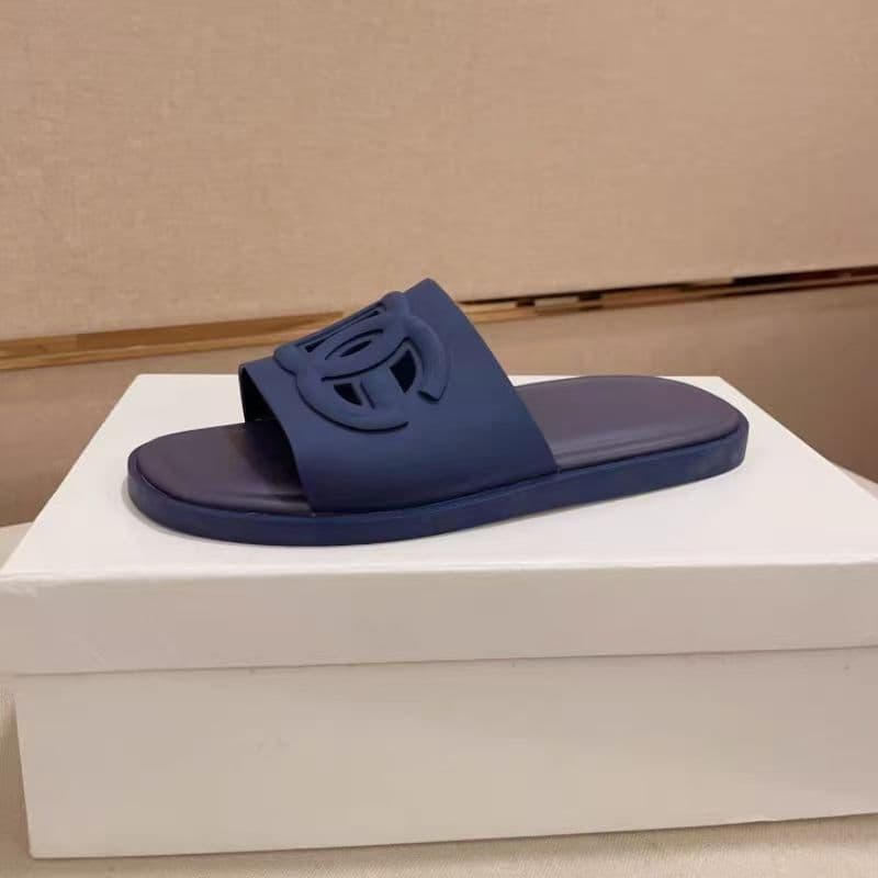 2026 Summer European Station D Home New Letter Hollow Men's Slippers Casual One-Flop G Outerwear Beach Shoes for Men