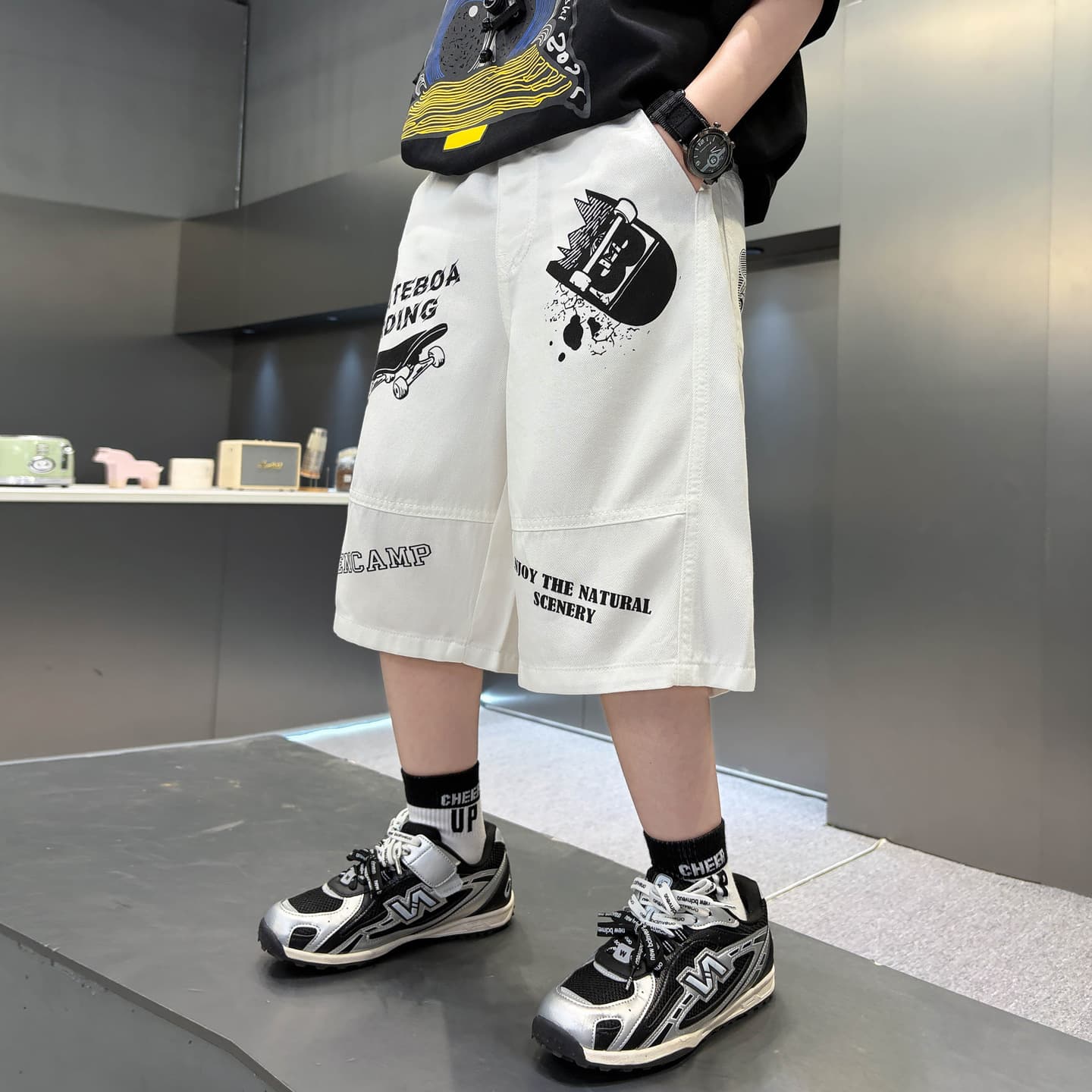Boys Summer Mid-Length Shorts 2026 New Style Thin Five-Point Shorts Big Kids Casual Pants Fashionable Summer Trousers Trendy