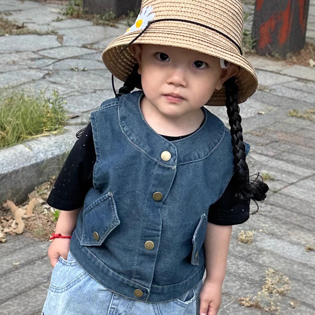 Little Girl Spring/Autumn Denim Vest Baby 2025 New Fashion Casual Vest Children's Spring Outerwear
