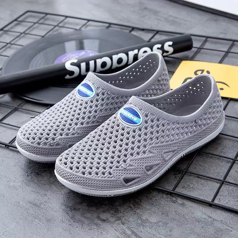 New summer men's clogs, non-slip, breathable, casual, wholesale, mesh, thick sole, soft sole, men's work sandals