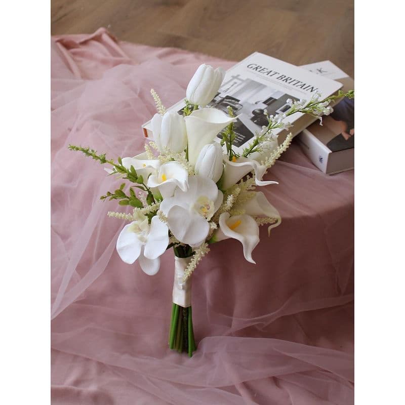 Bridal Bouquet High-End Fake Flowers White Wedding Photo Korean Style Photography Prop Certificate Decoration