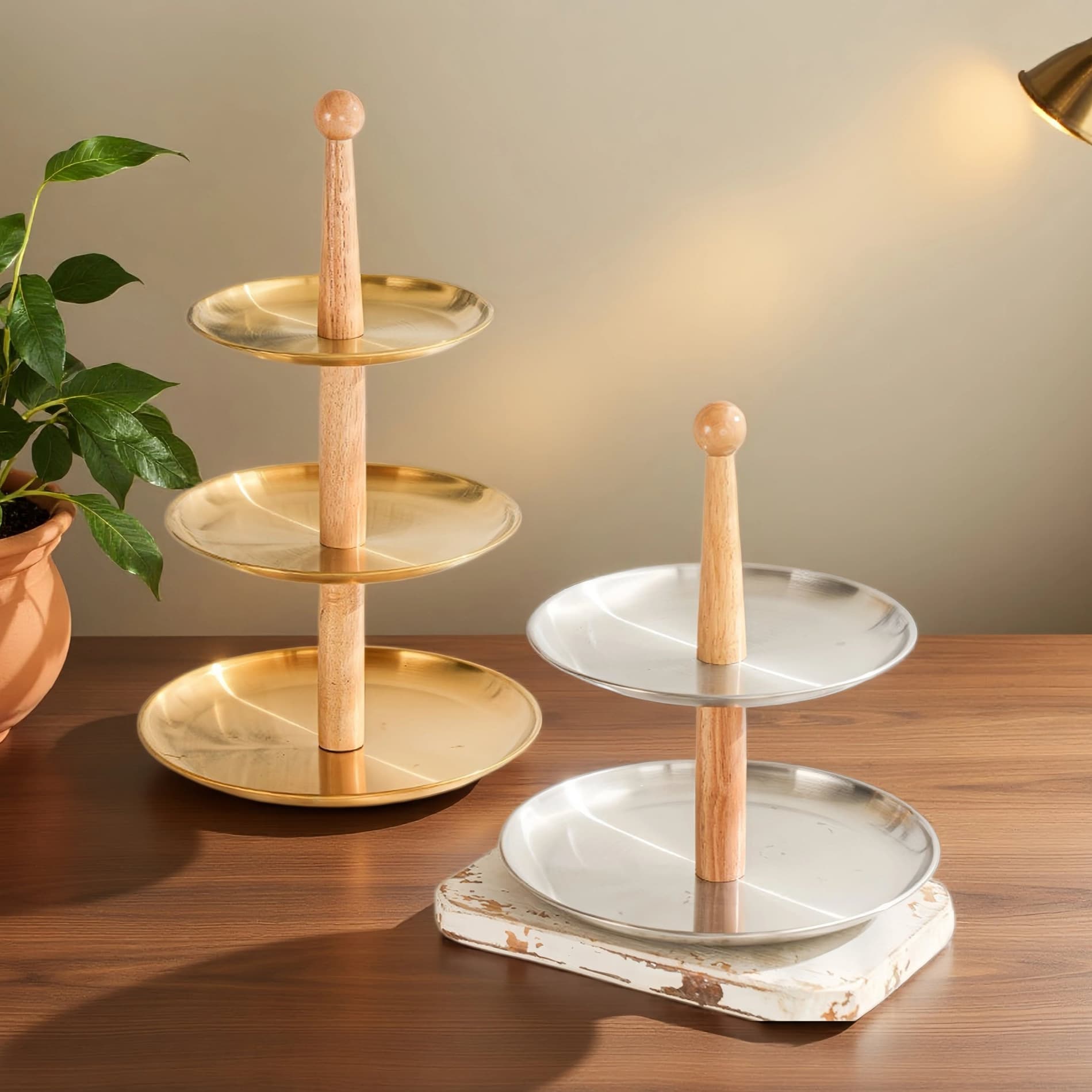 High-end light luxury ins multi-layer stainless steel fruit plate Nordic living room coffee table pastry snack display plate dessert table