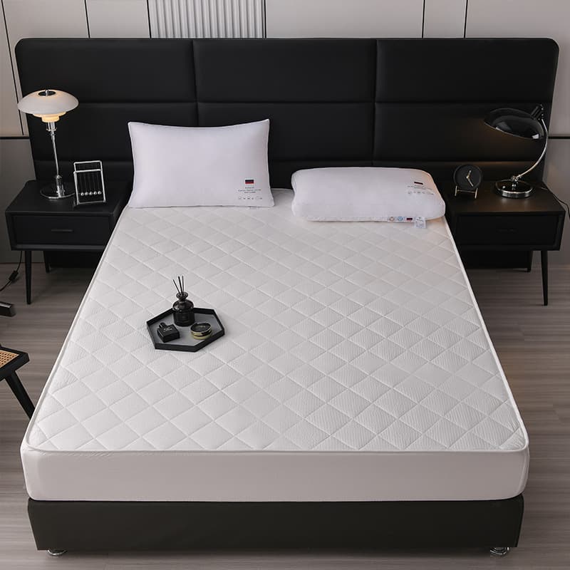 5-star hotel style quilted mattress encasements, thickened bed covers, full-wrap mattress protectors, dust covers, and hygiene pads