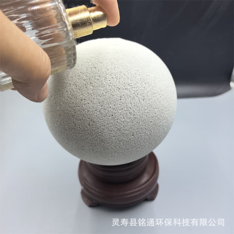 Flameless Scented Stone Diffuser Ornament Decorative Ball, Essential Oil Dispensing 10cm Scented Ball White Ceramic Pumice Stone