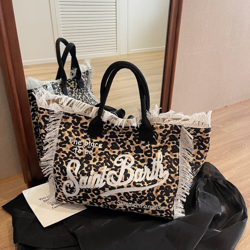 2026 New Model Large-Capacity Canvas Bag for Women, Tassel Tote Bag, Versatile Commuter Handbag and Shoulder Bag