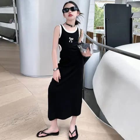 Girls Dress Summer Wear 2026 New Children's Style Black Suspender Skirt Summer Waistless Vest Skirt for Girls