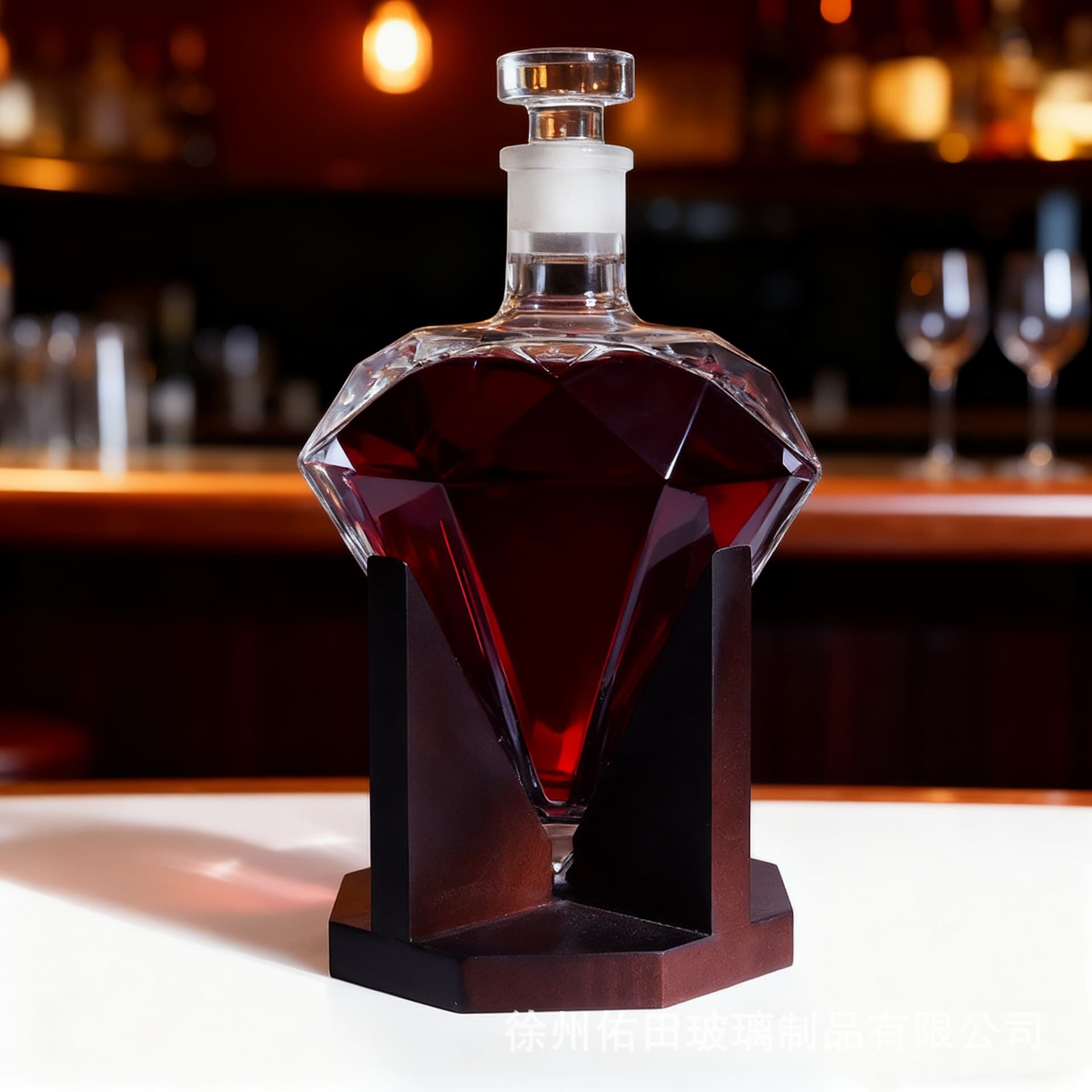 Cross-border exclusive high-end diamond decanter, 290g high borosilicate glass bottle, 750ml red wine and spirits dispensing bottle