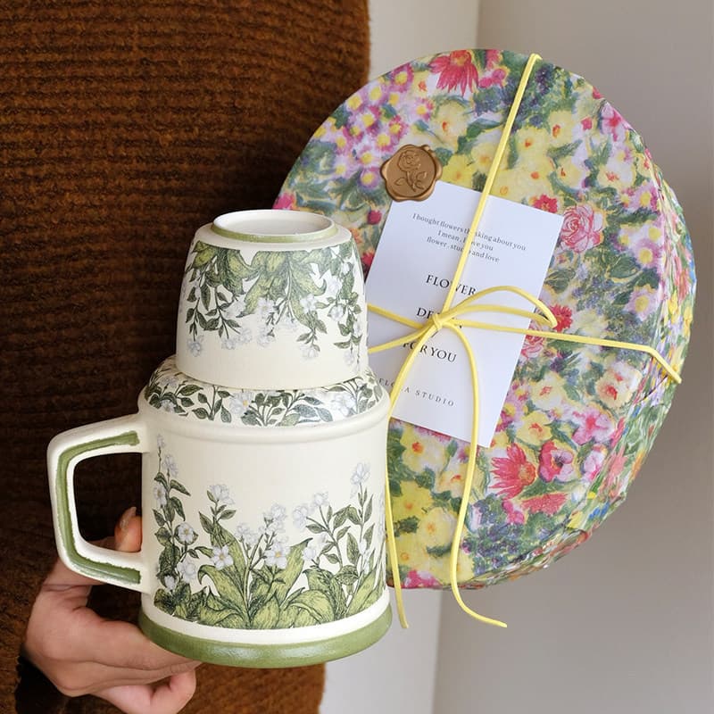 French Jasmine Mug with Lid Ceramic Kettle Large Capacity Tea Cup Girls Birthday Gift Accompanying Gift Box