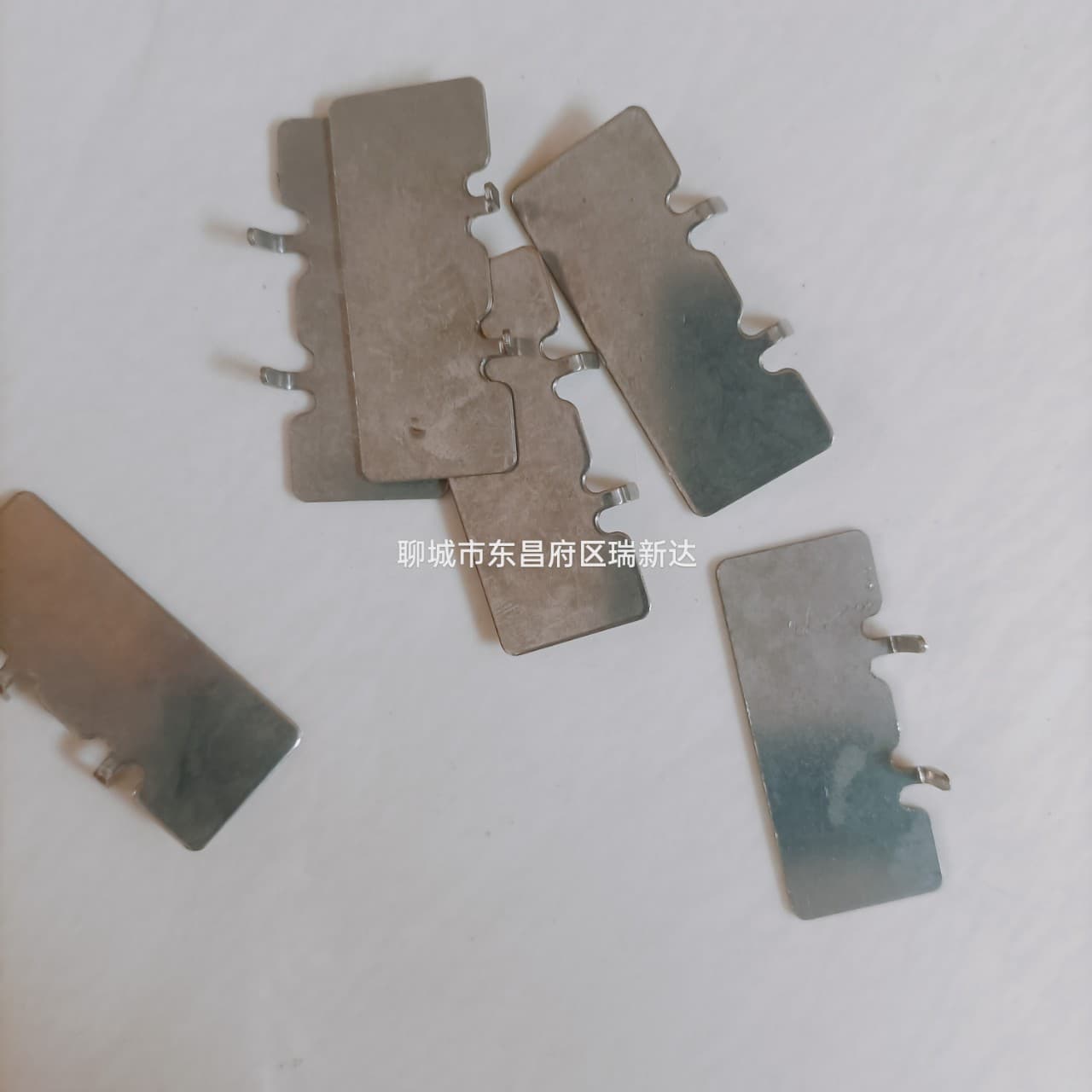 Metal stamping parts, contact springs, button battery contact pieces, metal hardware parts processing and design