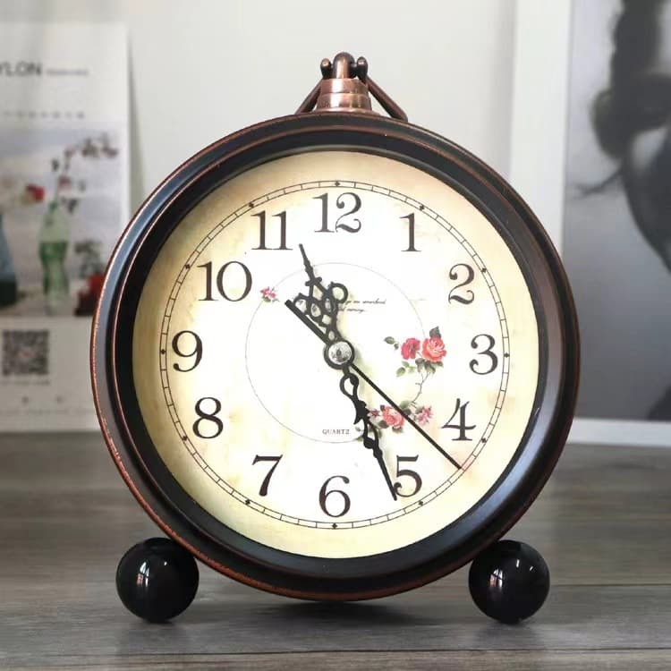 Amazon Hot Selling Factory Direct Retro Table Clock Bedroom Living Room Decor Alarm Clock Fashion Ornament Wholesale Alarm Clock