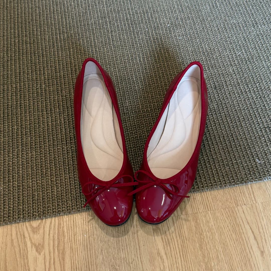 Ready in stock~ Round toe bow flat French princess style retro ballet shoes for women one-foot commuter single shoes scoop shoes