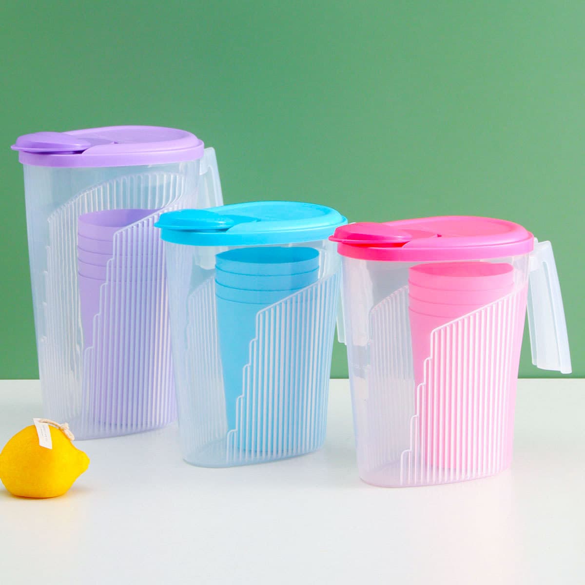 Large capacity cold water pitcher and cup set, high temperature resistant juice pitcher, transparent and colored juice pitcher and cup set.