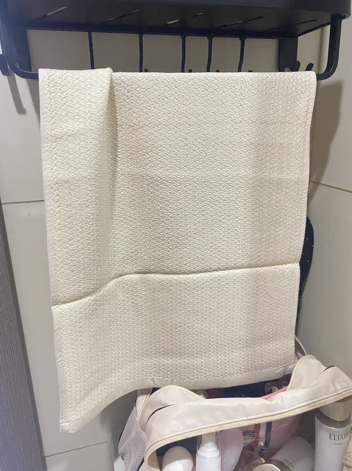 Shop Owner's Recommendation: Tussah Silk Beauty Towel, Quick-Drying, Absorbent, Antibacterial, Skin-Nourishing, Available in Single, Double, or Triple Packs, Synthetic Fiber Options