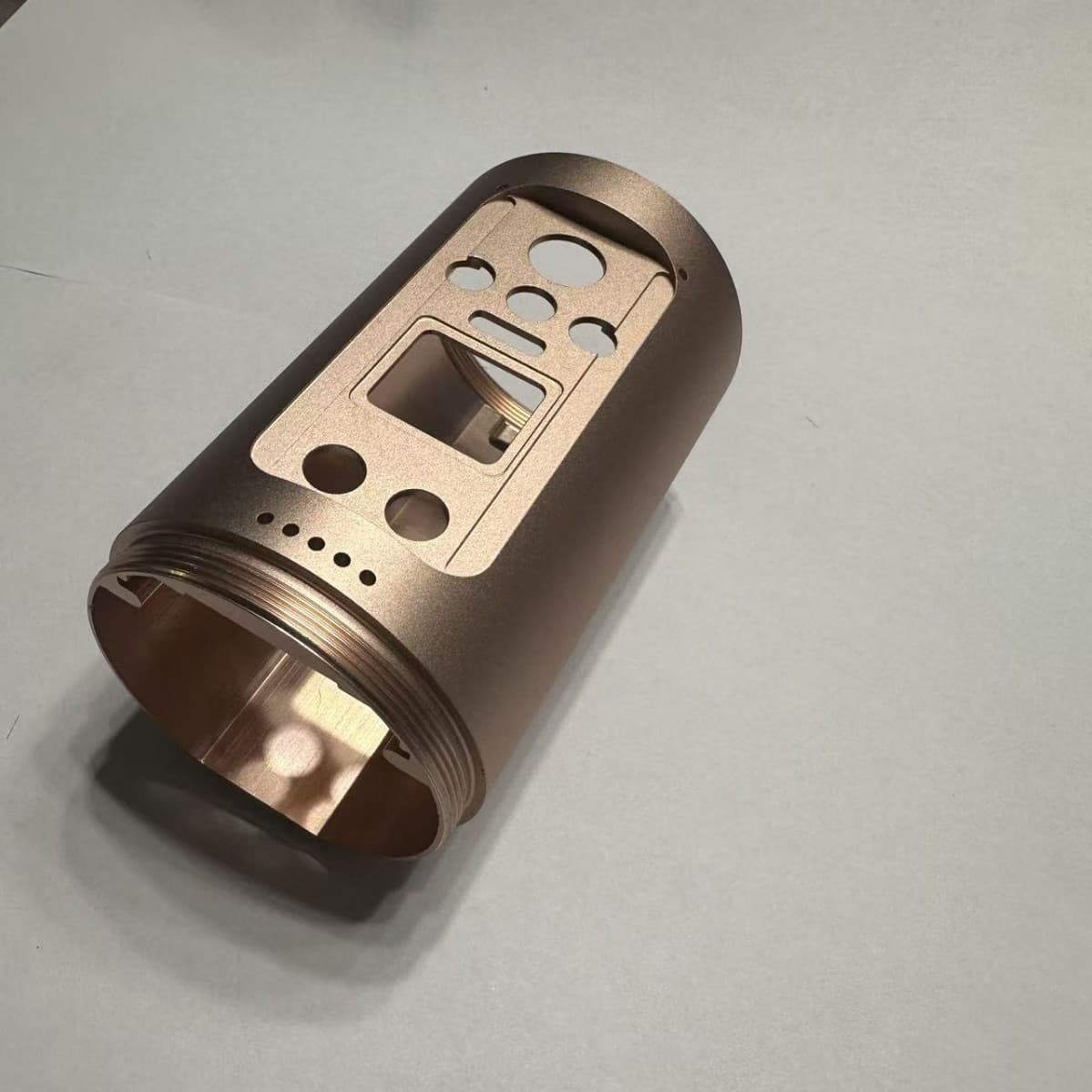 Precision aluminum alloy parts: flashlight housing, flashlight body, flashlight accessories