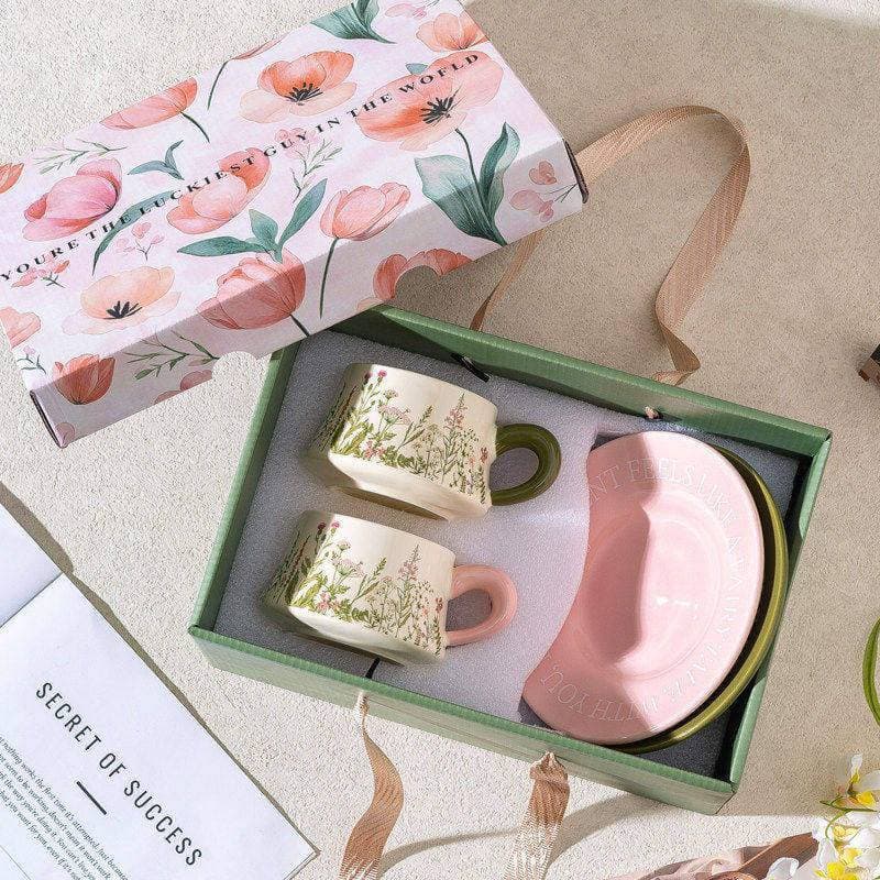Engagement and Wedding Gifts for Newlyweds: High-End Practical Coffee Mugs, Super Nice and Unique, Beautiful Cups, Souvenirs