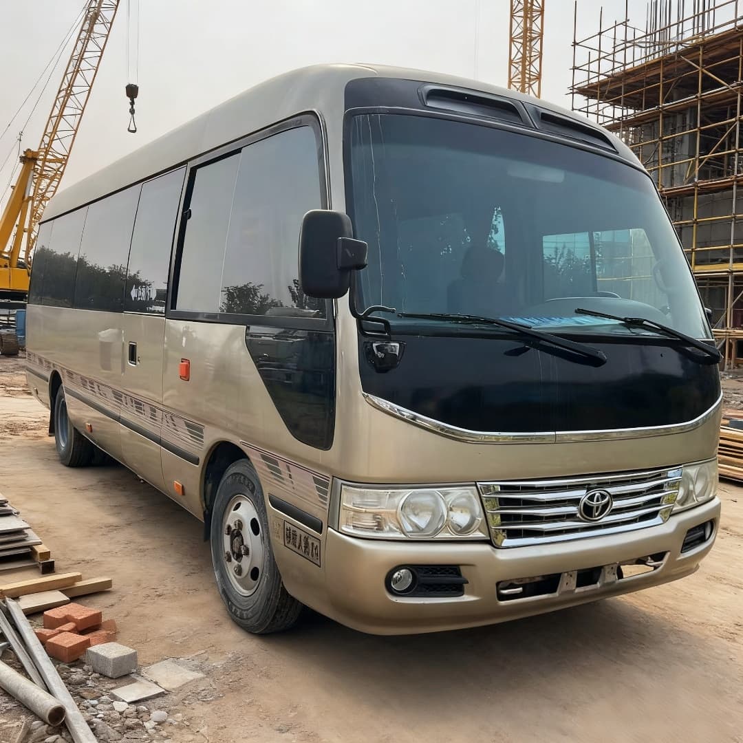 Cross-border Supply Coaster High-end Business Minibus Coaster 19-23 Seats Commute Vehicle Business Bus