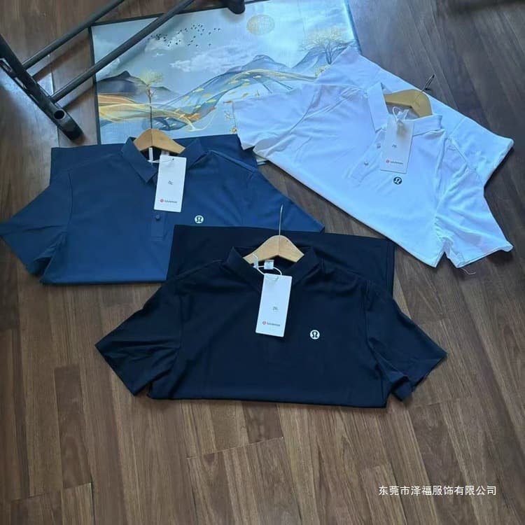 2026 LULU Lulu Summer New Men's Seamless Polo Shirt Short Sleeve Solid Color Button Design Comfortable Simple