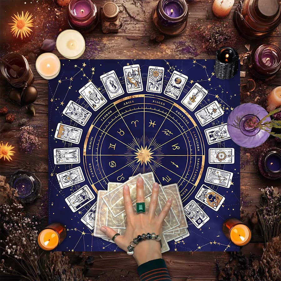 Cross-Border Hot Selling Vintage Flower Sun Moon Altar Cloth Butterfly Tarot Card Black Oracle Mat Tarot Tablecloth Pad