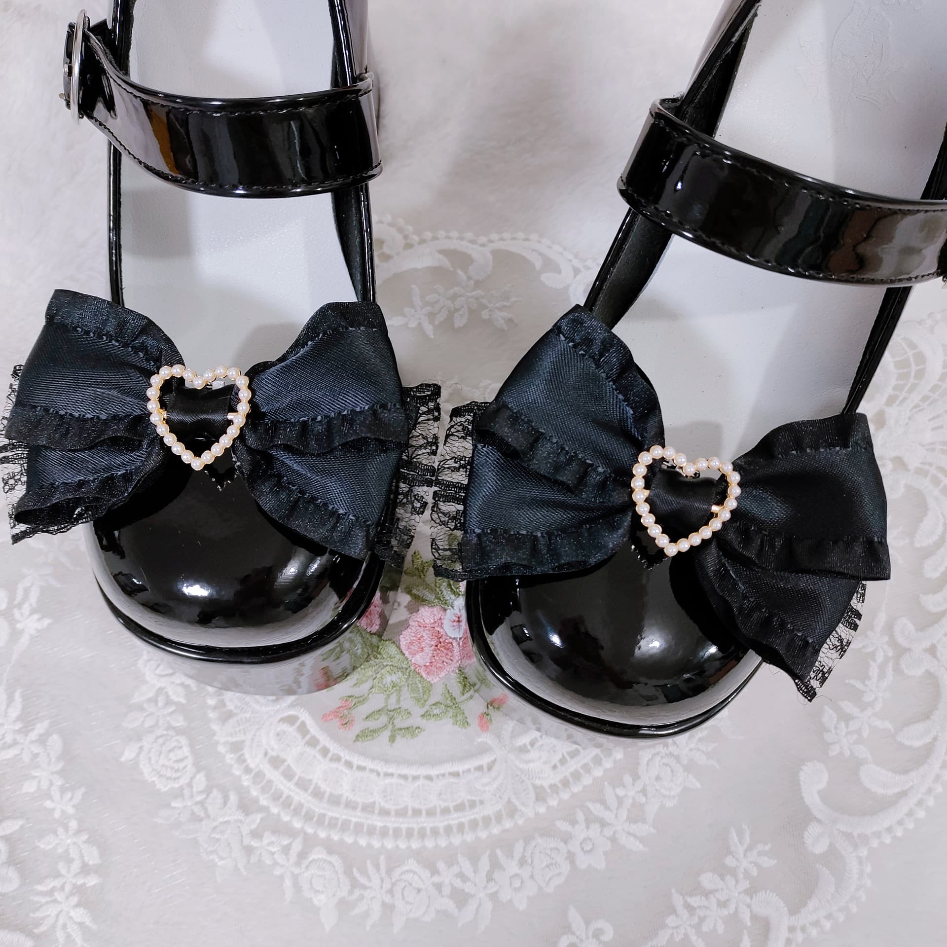 Original Handmade Lolita Style Japanese Sweet Cute Pearl Heart Versatile Basic Bow Shoe Clip