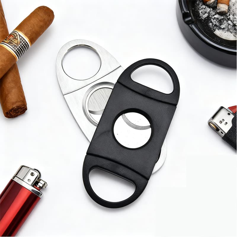 Factory Direct Supply Stainless Steel Cigar Cutter Cigar Smoking Set All Steel Manual Cigarette Crusher Convenient Cigar Scissors Customization